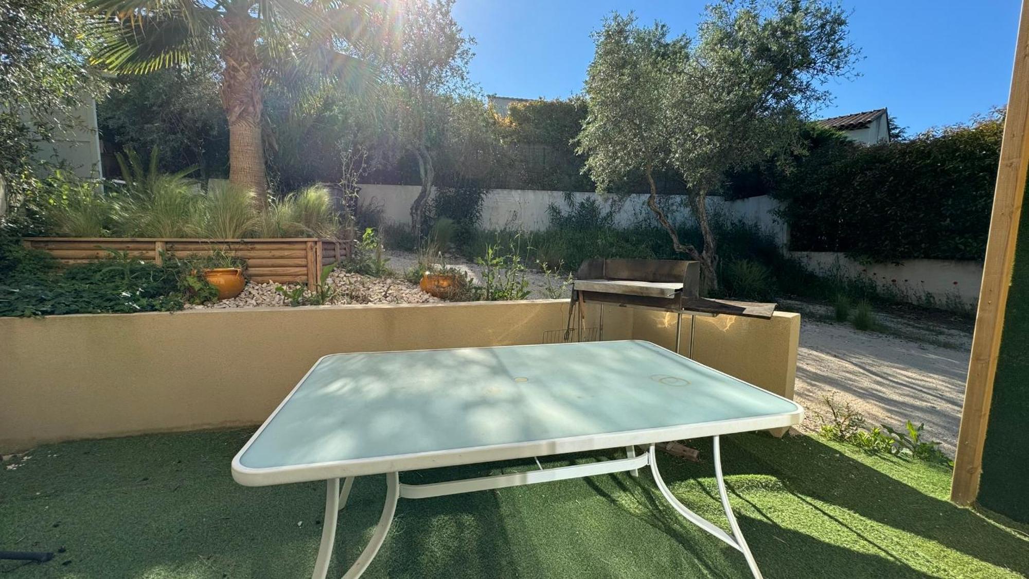 Apartamento Beau T2 moderne Climatisé Villeneuve-lès-Avignon Exterior foto